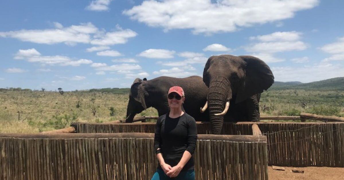 Maggie Keys in front of elephants Maggie Keys in front of elephants